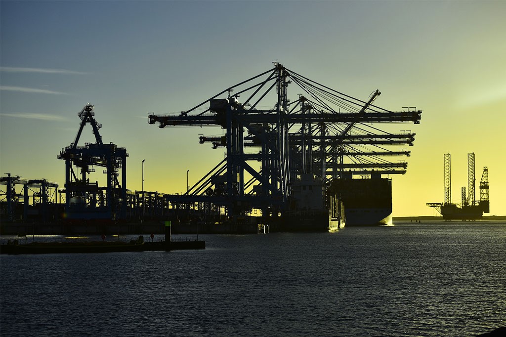 port of rotterdam facts 2018, figures 2018 port of