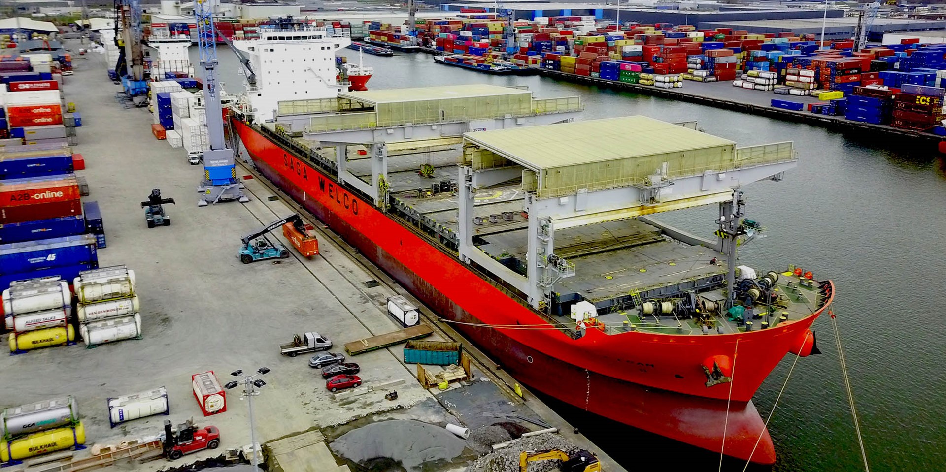 HERO-Port of Moerdijk-containers