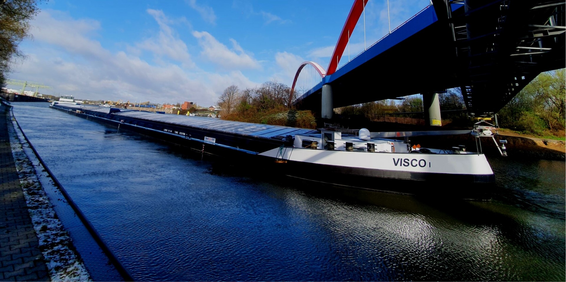 Rijnmond Logistics HERO